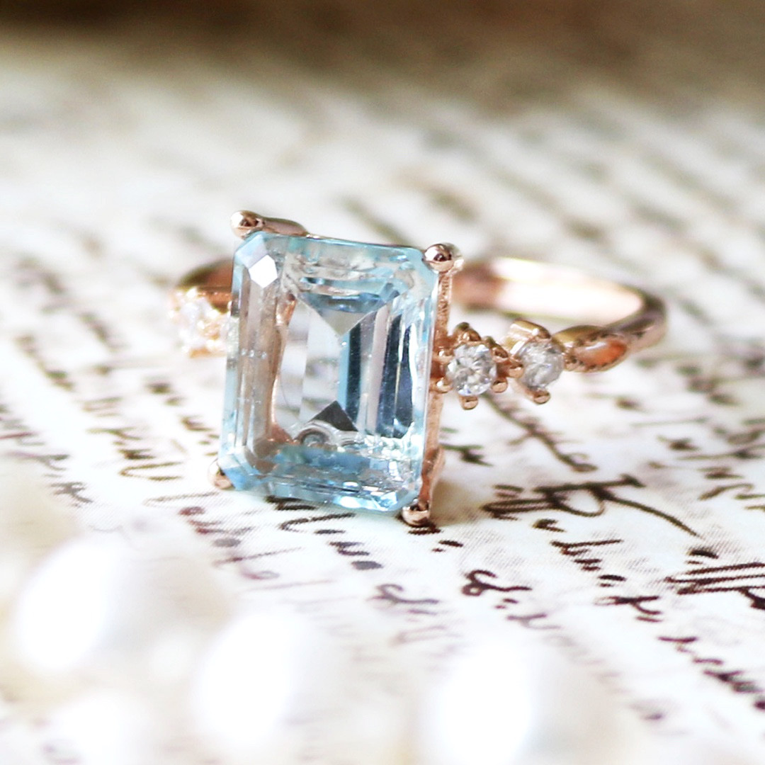 【高貴なシンデレラブルー】Promettereリング（ブルートパーズ10×8mm）シルバー925・PGメッキ/フリー