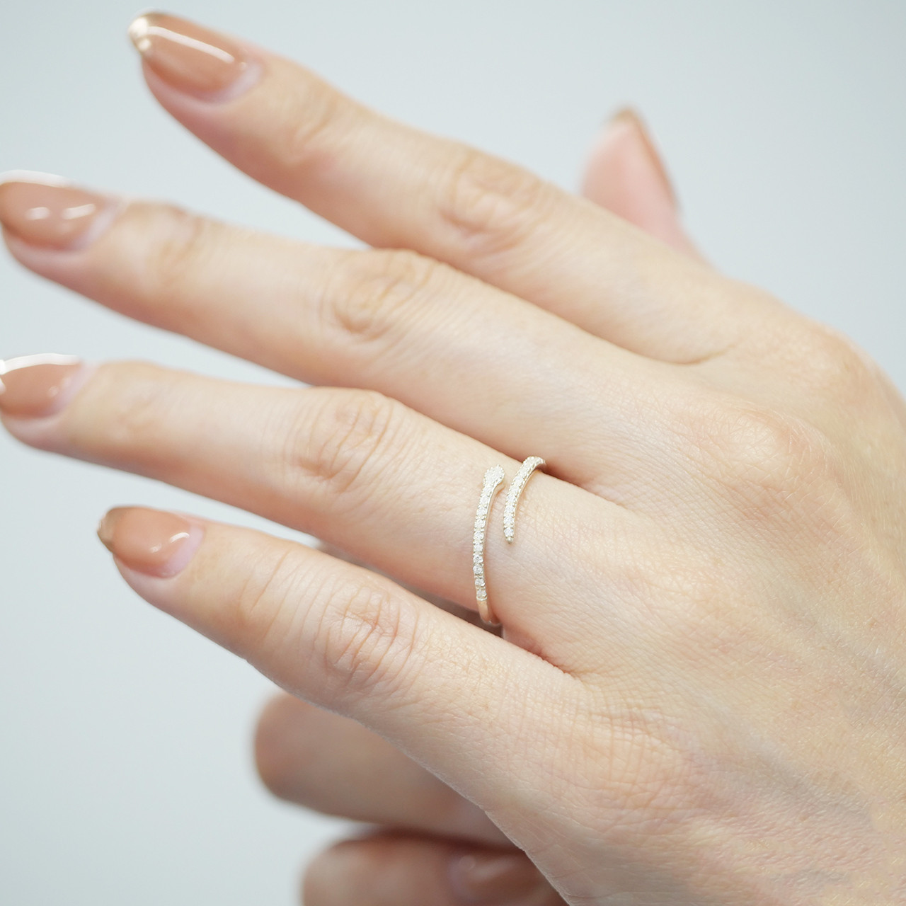 スネークリング｜シルバー925（スターリングシルバー） ジルコニア付き モダンデザイン【svr08】