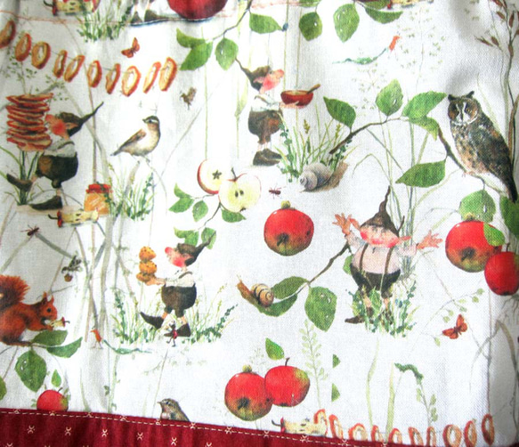 ドイツ生地　訳あり　秋の実り　りんご　小人森の動物たち　りす　梟　カタツムリ　巾着ポーチ　巾着バッグ　マッシュルーム 10枚目の画像
