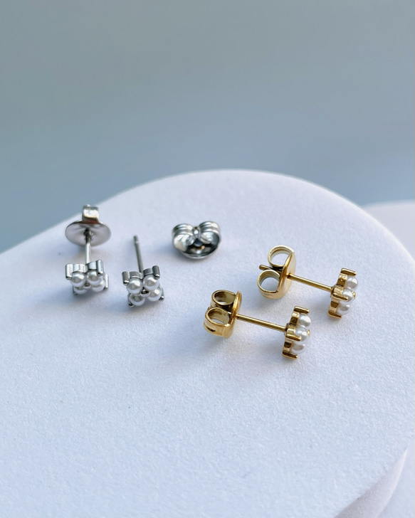 つけっぱなし♡OK! 四つ葉 フラワー パール ピアス/金属アレルギー対応 サージカルステンレス 5枚目の画像