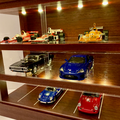 1/43展示15台可能・マホガニー・3層式ディスプレーBOX / ネオジオラマ 1/43展示15台可能・マホガニー・3層式ディスプレーBOX / LED照明