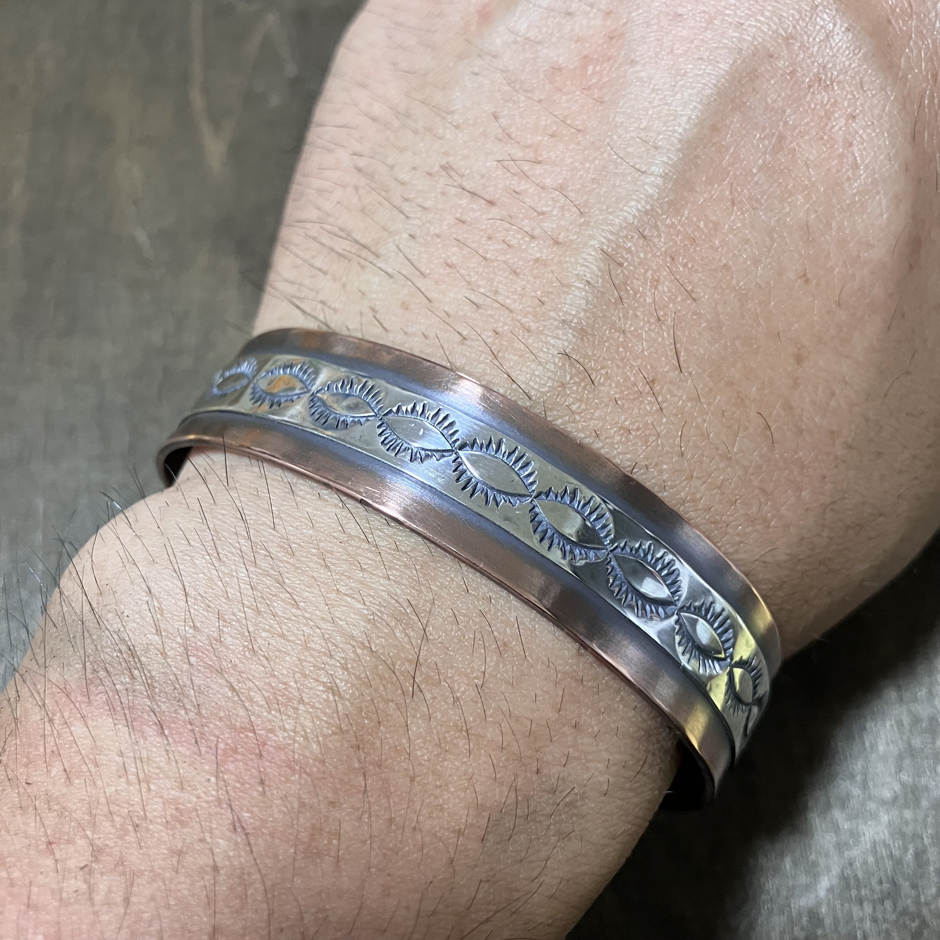 スタンプワーク　シルバー　カッパー　コンビ　バングル　ブレスレット　#インディアンジュエリー　ネイティブアメリカン