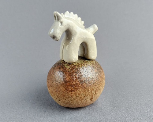 馬の置物（大） 午年 干支 青磁釉・焼締め 【商品番号：00777】 その他