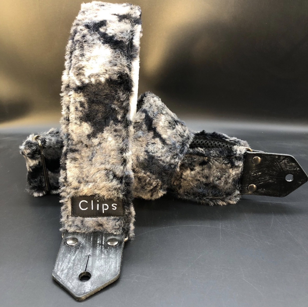 【もこもこ】ギターストラップ　ファー　むら染め