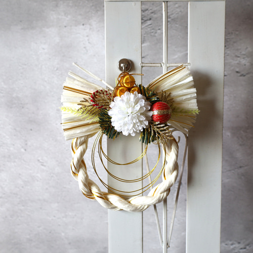 新春を彩るお正月飾りNo.218 しめ縄飾り しめ飾り しめ縄リース 縁起物