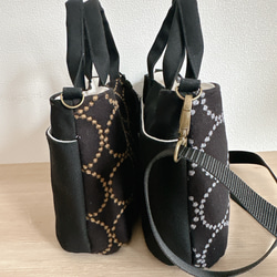 【秋冬バッグ】前後2wayミナペルホネン/dopタンバリンと倉敷帆布のオーバルトートバッグ【選べる3カラー】 8枚目の画像