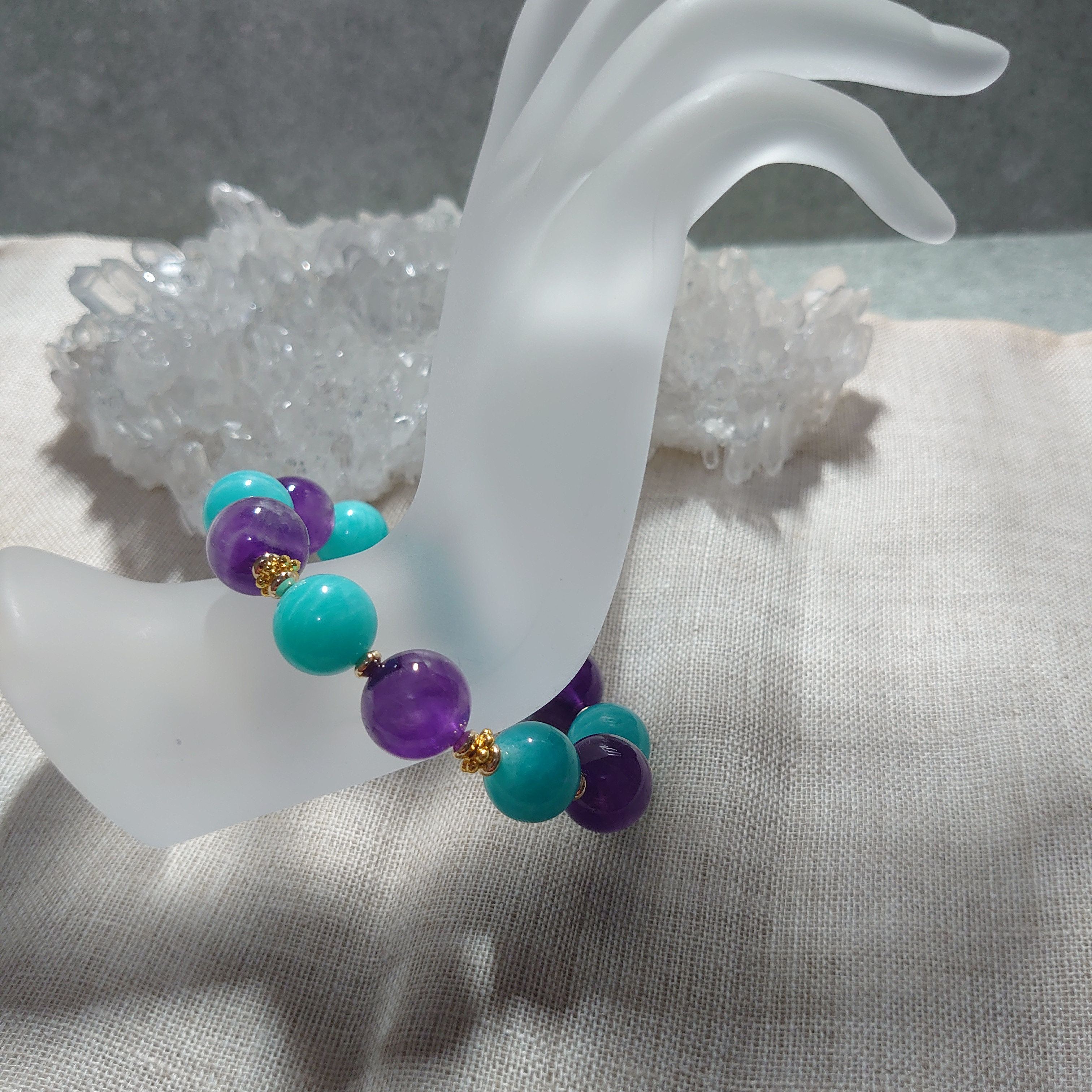 アメジストとアマゾナイトのブレスレット　素敵な逸品