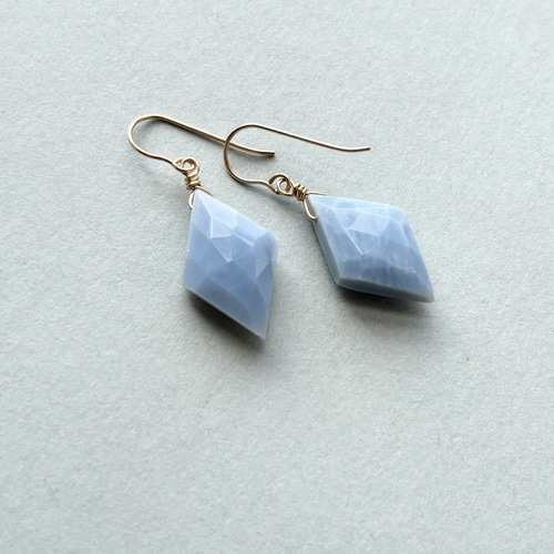 希少☆14kgfブルーオパールのピアス＆イヤリング/ダイヤカット/10月の