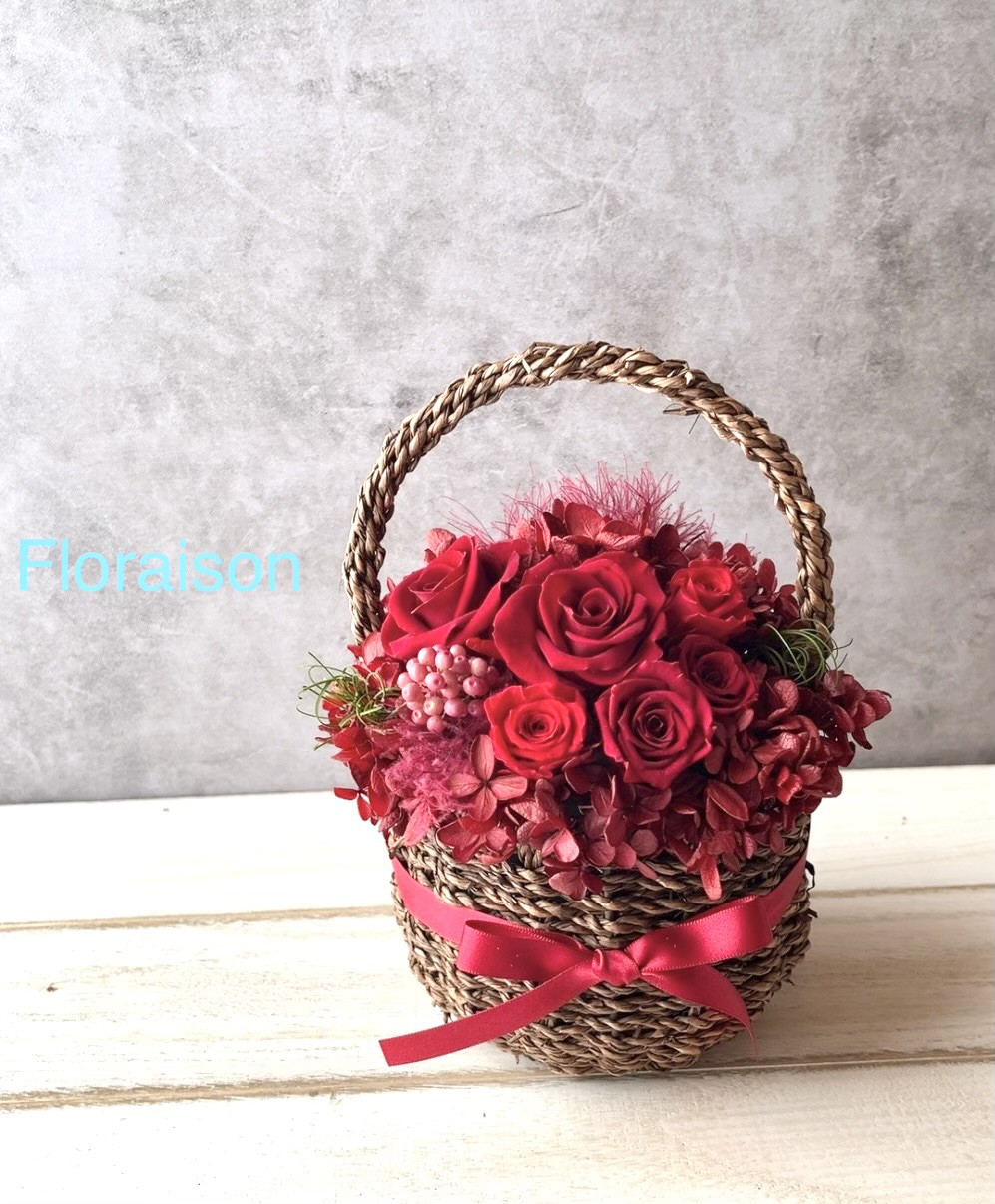 赤い薔薇＊ワインカラーバスケット☆彡☆彡誕生日プレゼント　還暦　お祝い＆クリスマス✳︎プリザーブドフラワーリース