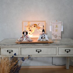 2026年新作★くすみ春色のお雛様♪フラワーアート+LEDライティング 5枚目の画像