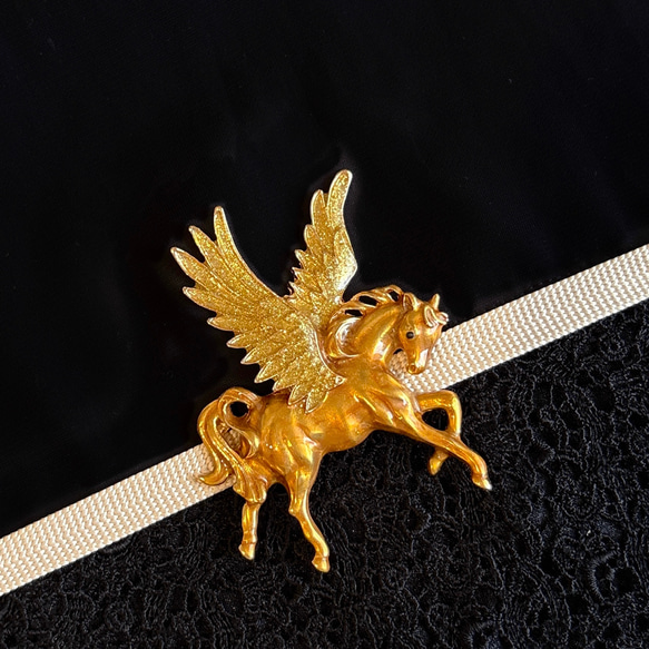 2026  干支　午年【馬】ペガサス帯留め.:*・゜(ブローチ変更可) 3枚目の画像