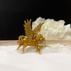 2026  干支　午年【馬】ペガサス帯留め.:*・゜(ブローチ変更可) 4枚目の画像