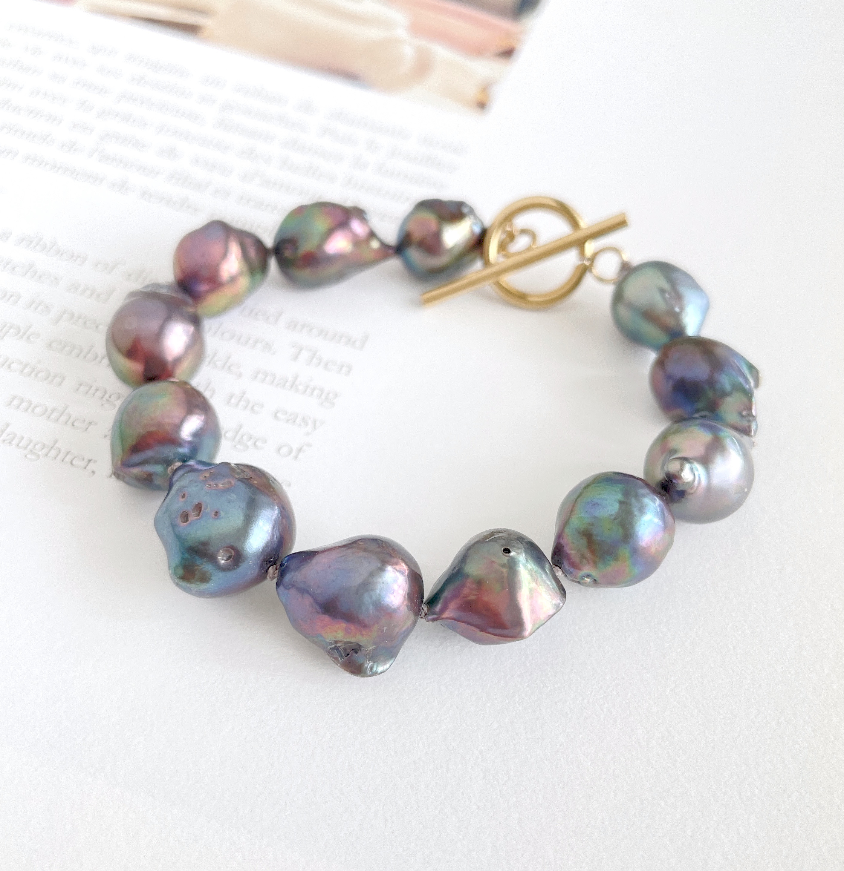 バロックパールのブレスレット ピーコックグレー　小粒