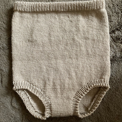 手編み毛糸のパンツ 大人Mサイズ メリノウール使用 ショートパンツ