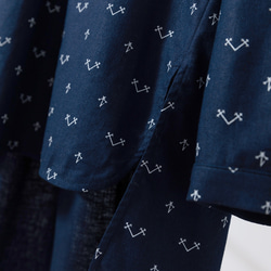 ゆったりとしたシルエットでありながら、きちんと感のあるブラウス　長袖ブラウス　綿麻　251004-1 4枚目の画像