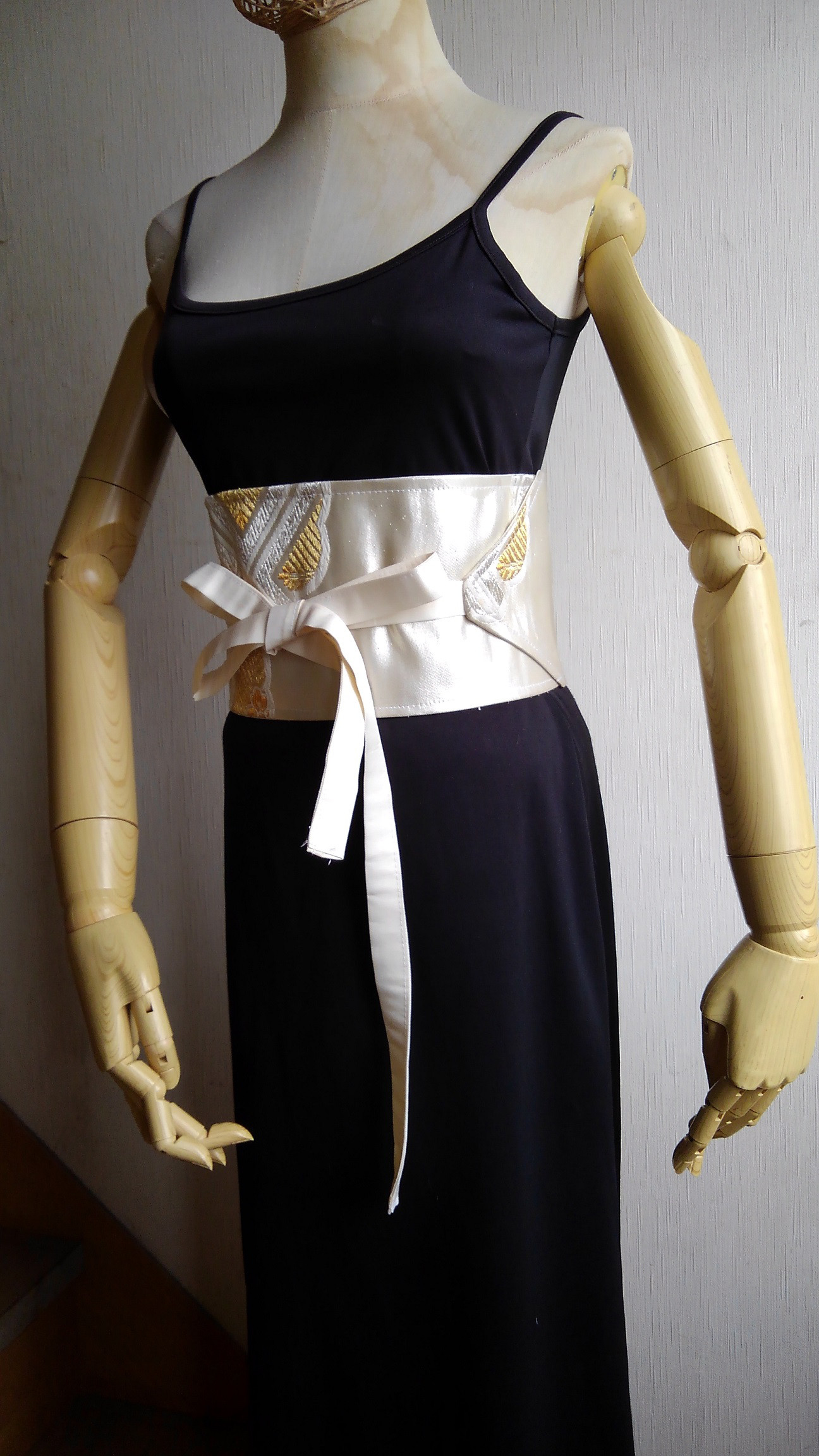 正絹帯ベルト（共紐付き）★Ｌサイズ対応★帯サッシュ★金&銀糸吉祥文様★帯コルセット★袋帯リメイク★コスプレにも