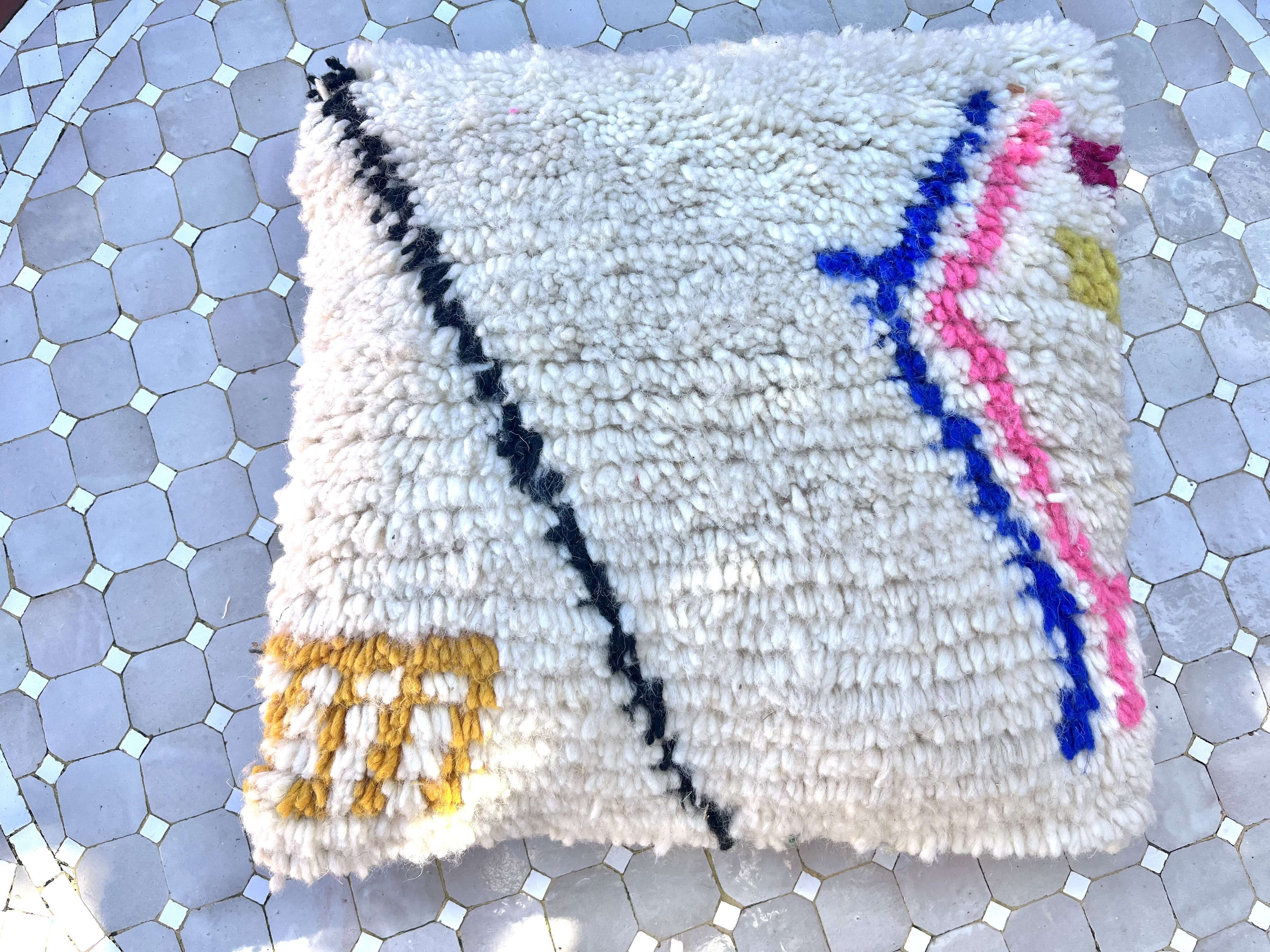 モロッコ　アジラル　クッション　クッションカバー　プフ　ラグ 228