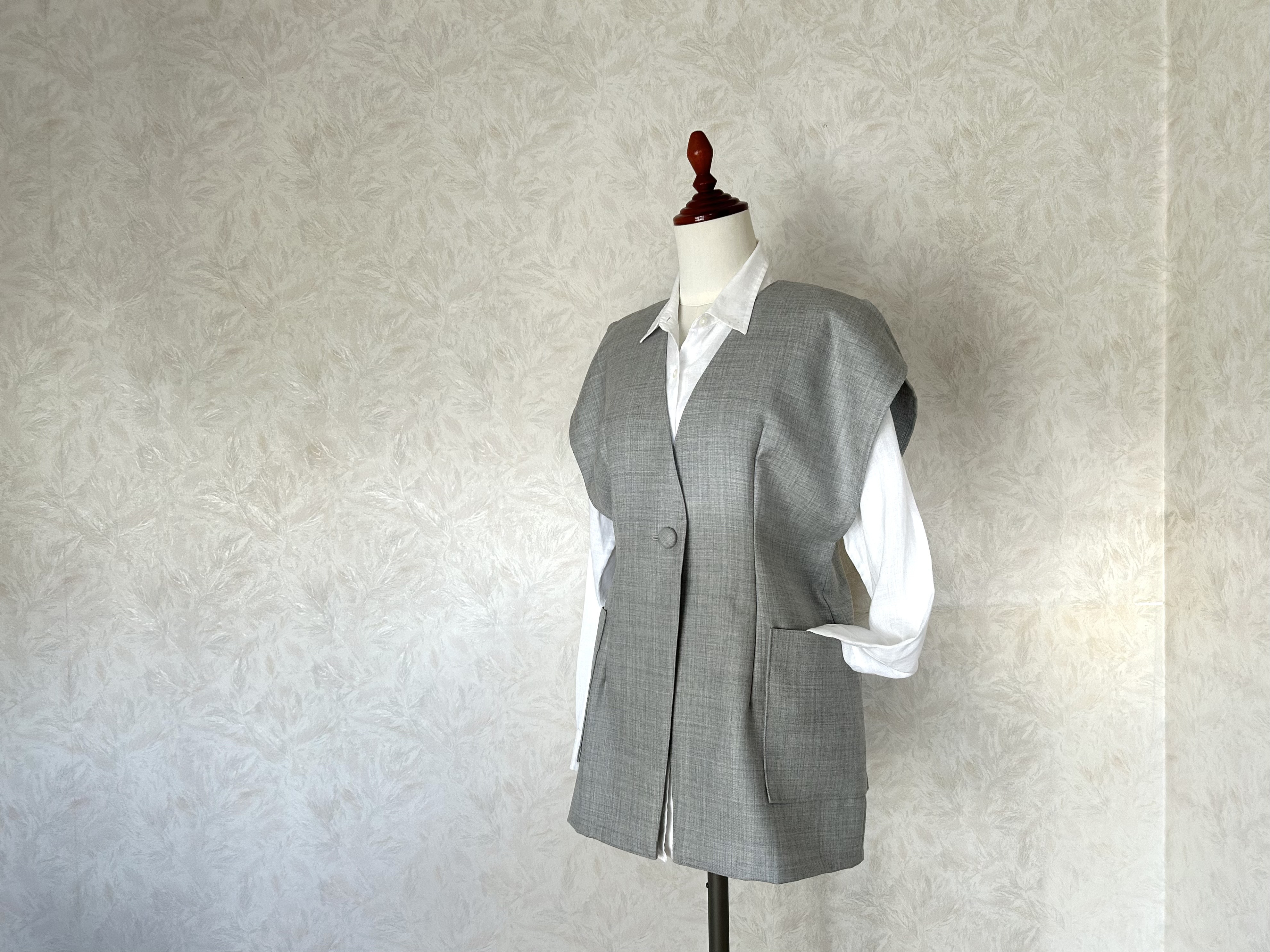 ウール・フレンチスリーブ ベスト✴︎グレー