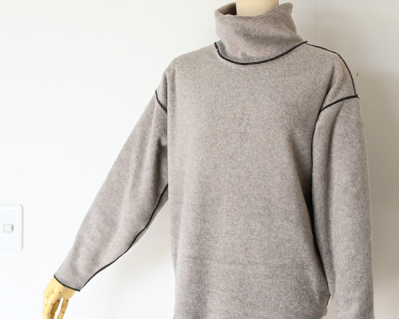 大人カジュアル デザインスフリースプルオーバー：サンドベージュ 11枚目の画像