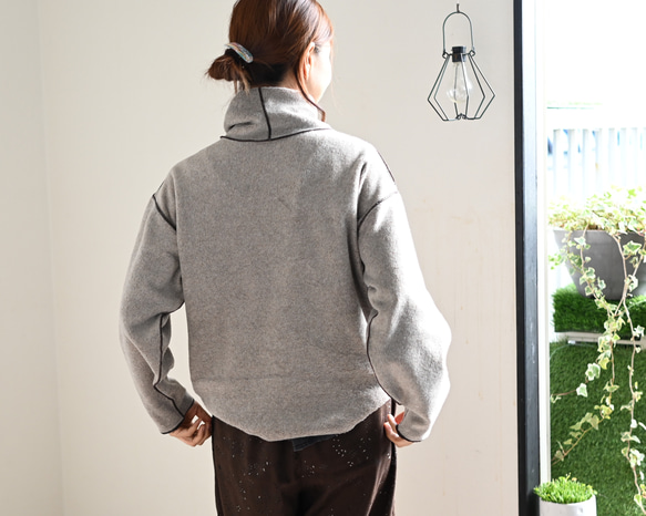 大人カジュアル デザインスフリースプルオーバー：サンドベージュ 4枚目の画像