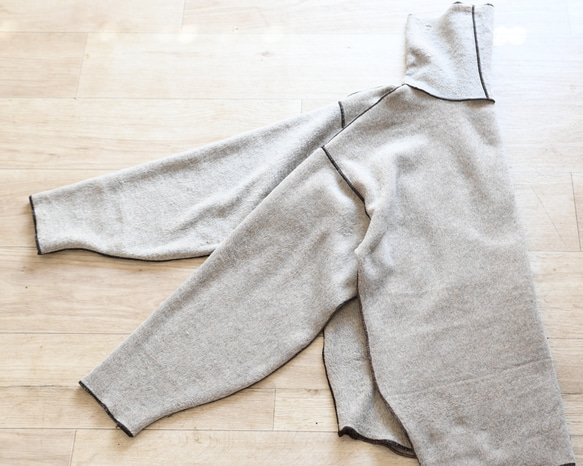 大人カジュアル デザインスフリースプルオーバー：サンドベージュ 12枚目の画像