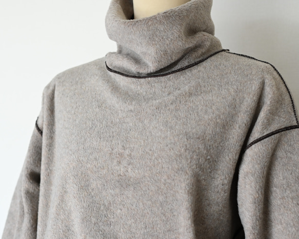 大人カジュアル デザインスフリースプルオーバー：サンドベージュ 7枚目の画像