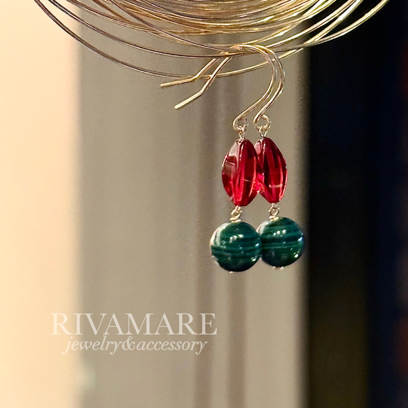 マラカイト バルト海産 リトアニア 天然琥珀 草花 アンバー 奇跡のルビーレッド ピアス イヤリング変更可 3枚目の画像