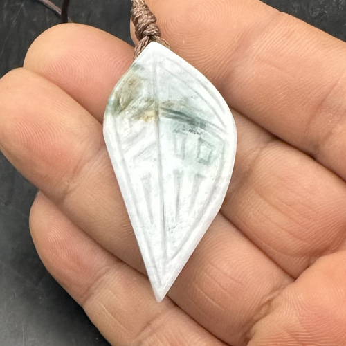 2025.10.12福寿翡翠葉　糸魚川上質翡翠 2025.10.12福寿翡翠葉 糸魚川上質翡翠 ネックレス・ペンダント ケン