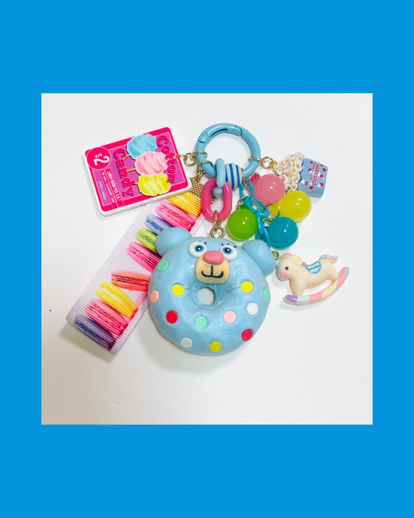 SOLD◆ハンドメイド ファスナーチャーム  ケーキショップ ピンク 水色 c3 じゃらじゃらキーホルダー キーホルダー バッグチャーム 水色 ピンク