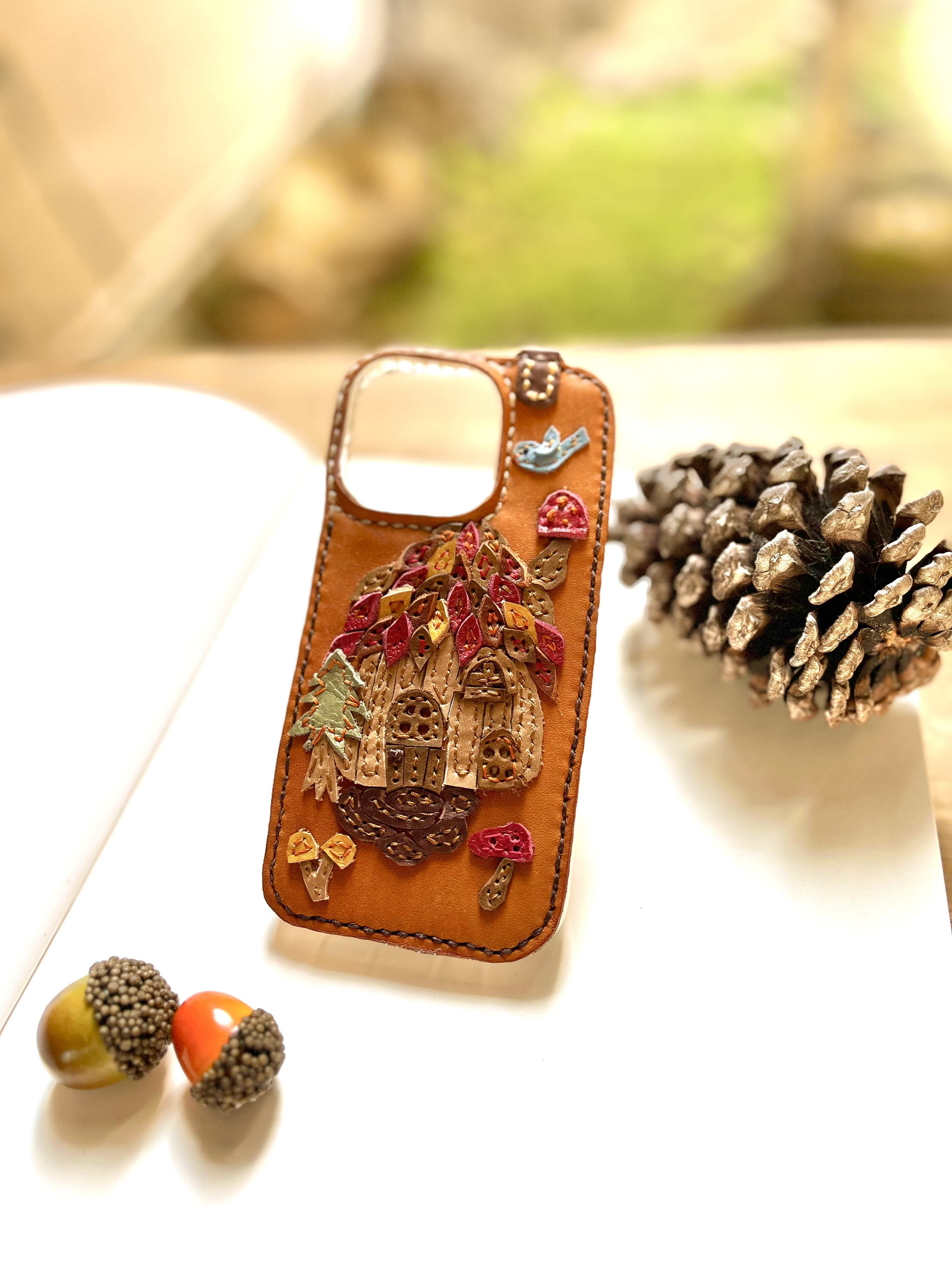 一期一会スマホケース　iPhone16Pro  iPhoneケース　キノコ