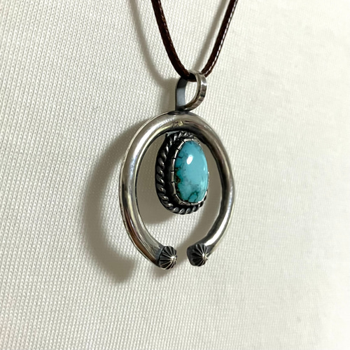 キングマン　ターコイズ　ナジャ　シルバー　ネックレス　#インディアンジュエリー キングマン ターコイズ ナジャ シルバー ネックレス ペンダント