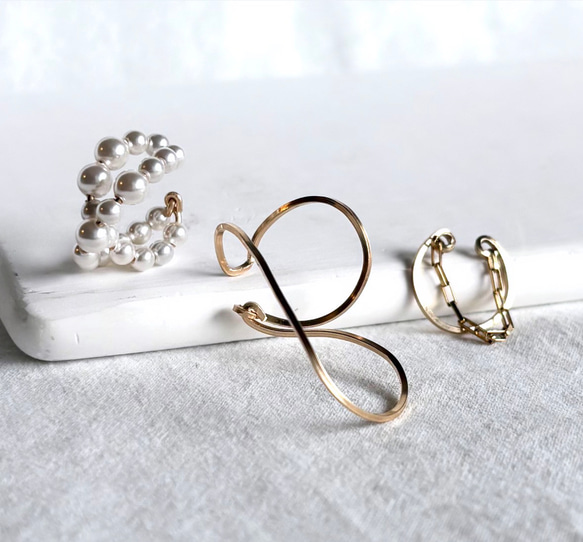 【期間限定】【秋の福袋No.4】イヤーカフ3点セット　Flame &cross pearl &box chain 1枚目の画像