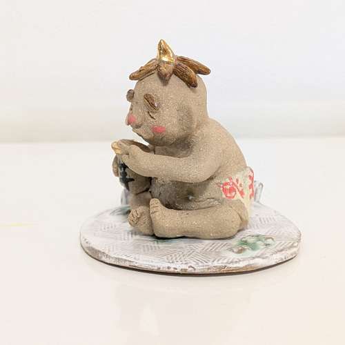 鬼の子の眠り／陶器人形　作者不明？【可愛い鬼の子人形となります】。 節分 おに 鬼に関することわざ 「鬼の目にも涙」陶人形 陶器 かわいい