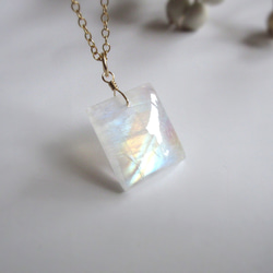 りりオーロラの煌めき!!★アンデシンラブラドライト★オーダー 再入荷】K18YG アンデシン ラブラドライト リング – COLETTE GIFT