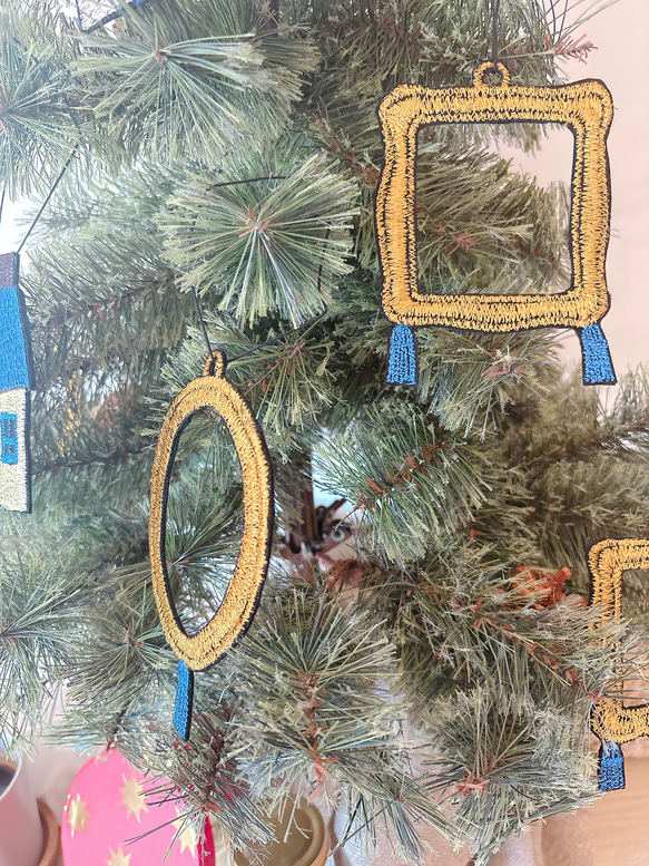 刺繍フレームのオーナメント（スクエア＆オーバル6個セット）【送料無料】 3枚目の画像