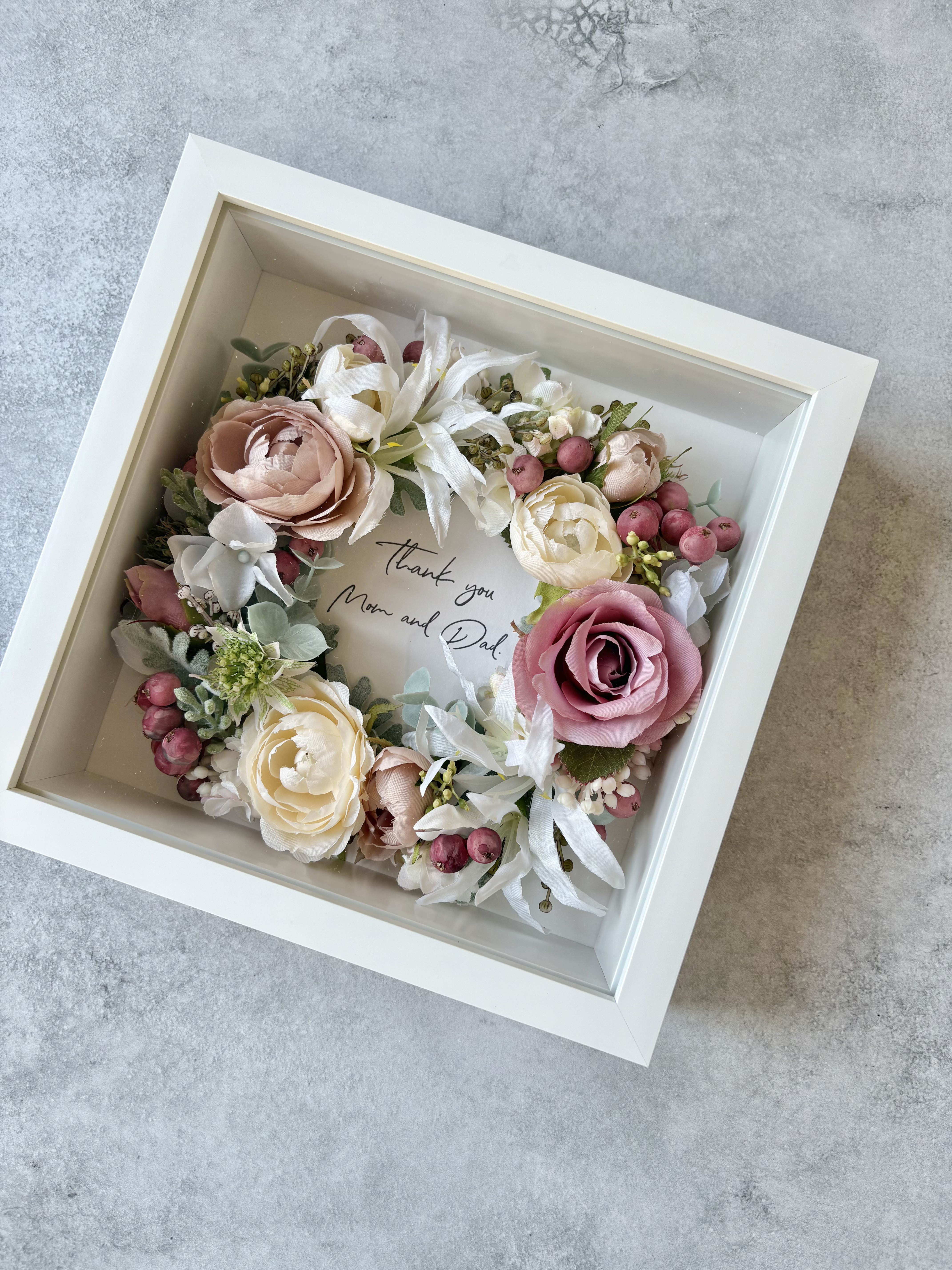 お持ちのブーケやお花で作るアフターブーケ｜フレームアレンジ