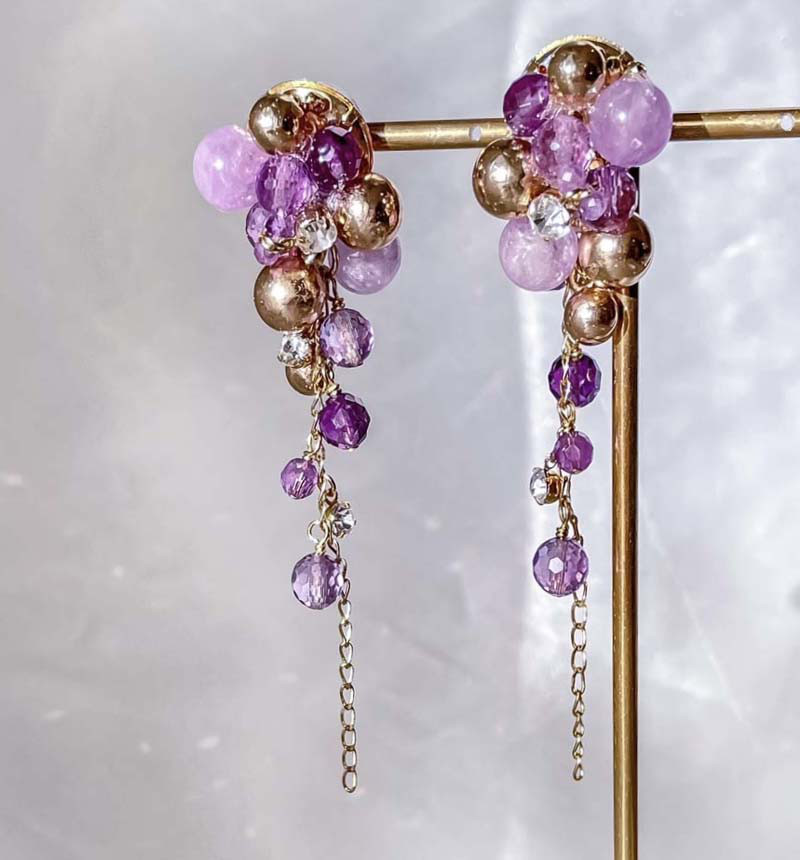 アメジスト ピアス・イヤリング 葡萄 紫 天然石 ピアス ビジュー アンティーク 金属アレルギー 大ぶり イヤリング