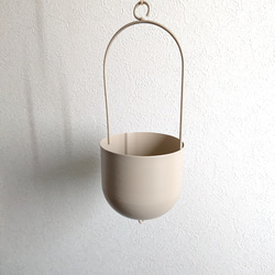 ●数量限定●　”ブライダルベール　軽量ハンギング鉢カバーセット（グレージュ・マットホワイト）"観葉植物　吊り下げ　ヘデラ 10枚目の画像