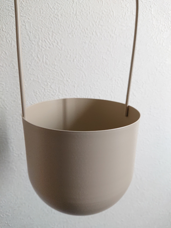 ●数量限定●　”ブライダルベール　軽量ハンギング鉢カバーセット（グレージュ・マットホワイト）"観葉植物　吊り下げ　ヘデラ 12枚目の画像