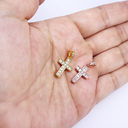 【クロスペンダントトップ】 ペンダント ジルコニア付き真鍮鍍金 ニッケルフリー ネックレス 3枚目の画像