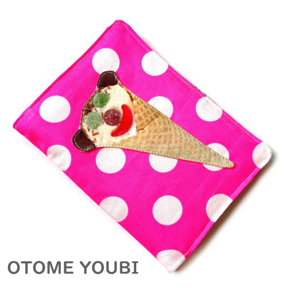 むふふっとなっちゃう通帳ケース＆コインケース●くまアイス