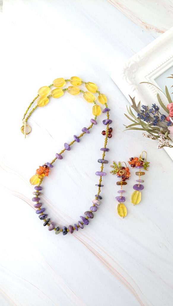 【実りの秋】チャロアイト　イエロアンバー　マンテルネックレス 1枚目の画像