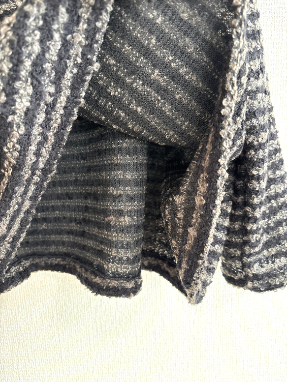 リングウールのワイドプルオーバー/ブラック×グレー 9枚目の画像