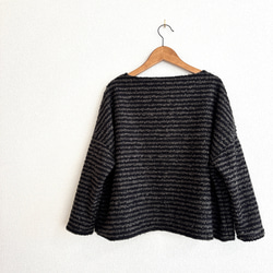 リングウールのワイドプルオーバー/ブラック×グレー 7枚目の画像