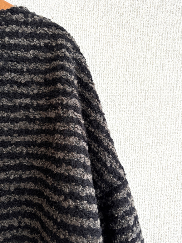 リングウールのワイドプルオーバー/ブラック×グレー 3枚目の画像