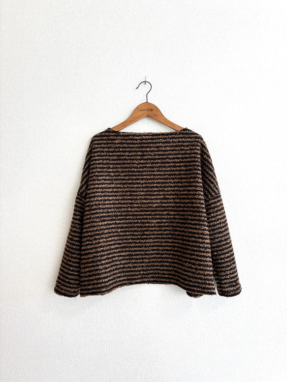 リングウールのワイドプルオーバー/ダークブラウン×ベージュ 8枚目の画像