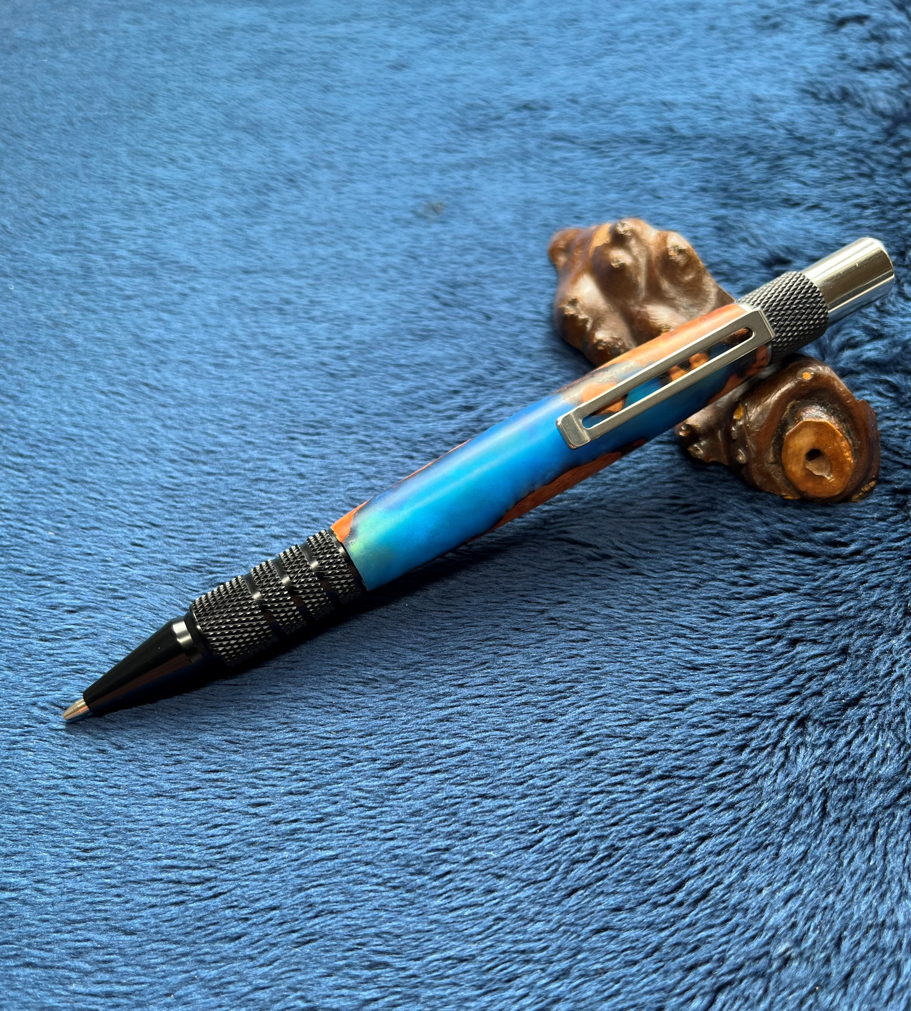 木のシャープペン　No,６　瘤杢＆レジン（カバ・あお）