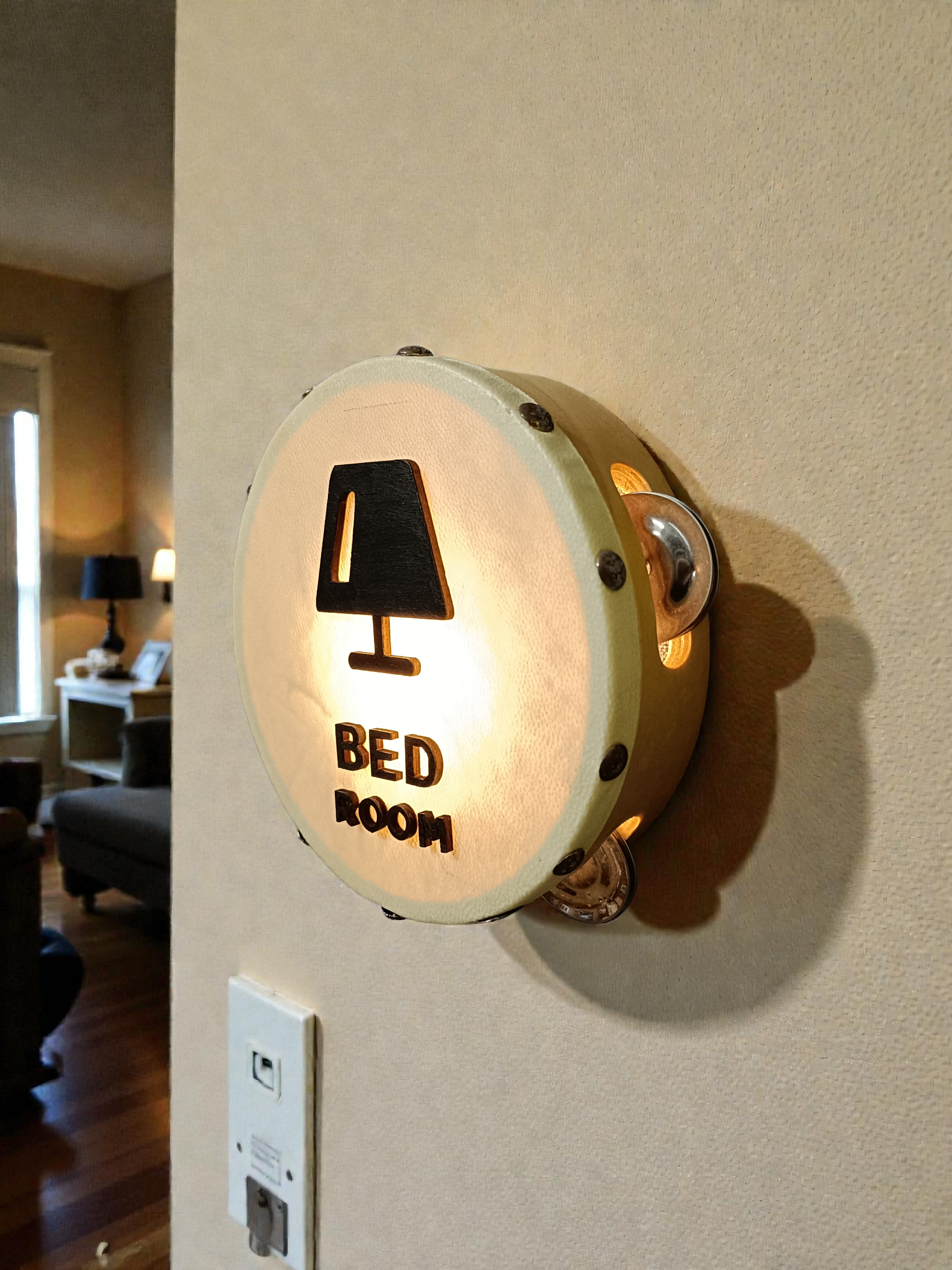 tambourine × sign light（ベッドルーム サインライト）