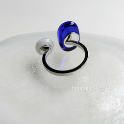 ガラスのフォークリング　ロイヤルブルー＆ホワイトオーロラ（シルバー）　 4枚目の画像