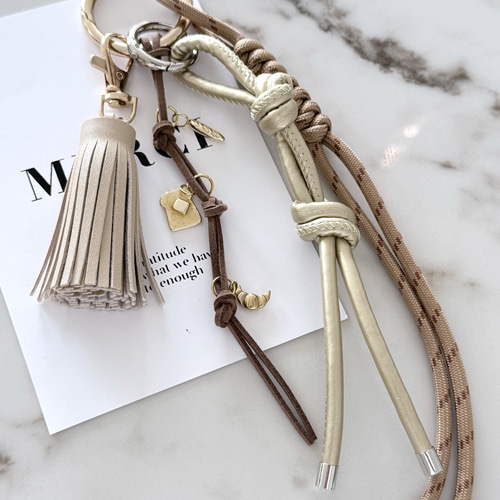 じゃらじゃらキーホルダー バッグチャーム キーチャーム バッグ